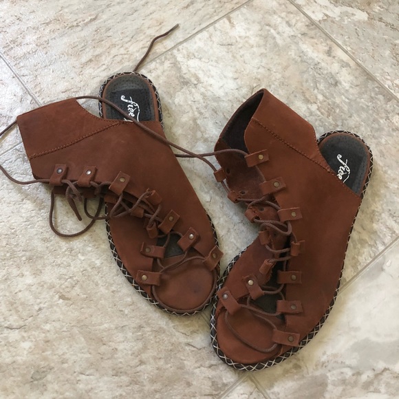 Free People Shoes - Free people gladiators 38